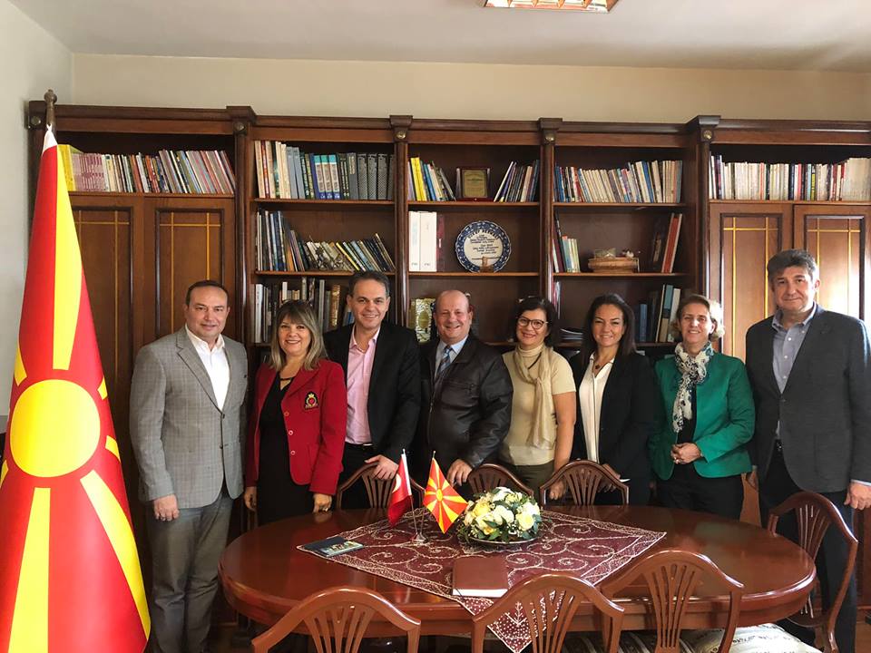 Göreve yeni gelen Makedonya Başkonsolosu Sn. Aleksandra HRISTOV'a yeni görev tebriği ziyaretinde bulunduk. 