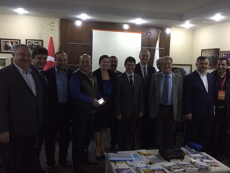 Bulgaristan Başkonsolosu Sn. Angel Angelov ve Bulgaristan Ticaret Ataşesi Toşko Tomov derneğimizi ziyaret etmişlerdir.