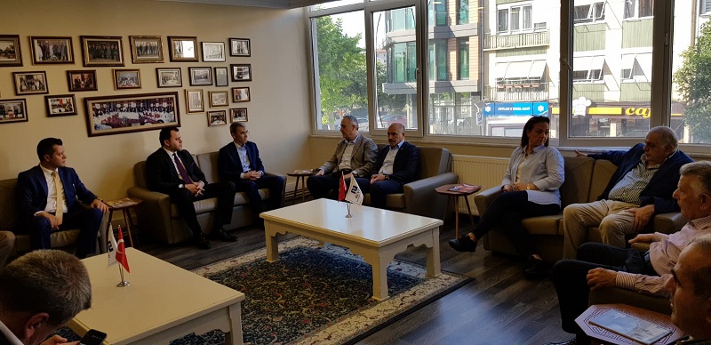 AK Parti 3. Bölge Milletvekili adayları ve AK Parti Bakırköy İlçe Başkanlığı 01.06.2018 tarihinde derneğimizi ziyaret etmiştir.